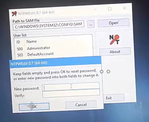 Reset Forgotten Windows 10 Password with Hiren's BootCD PE